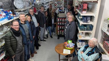 Das „Gewerbegespräch“ der FDP Münster und Altheim zu Besuch beim traditionsreichen Familienbetrieb „Eisen-Thomas“ in der Darmstädter Straße; Foto: Tobias Schleich