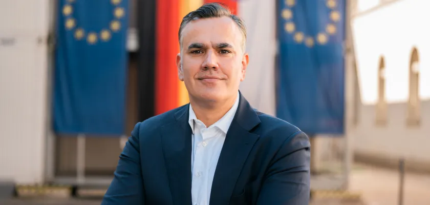 Dr. Stefan Naas in Griesheim